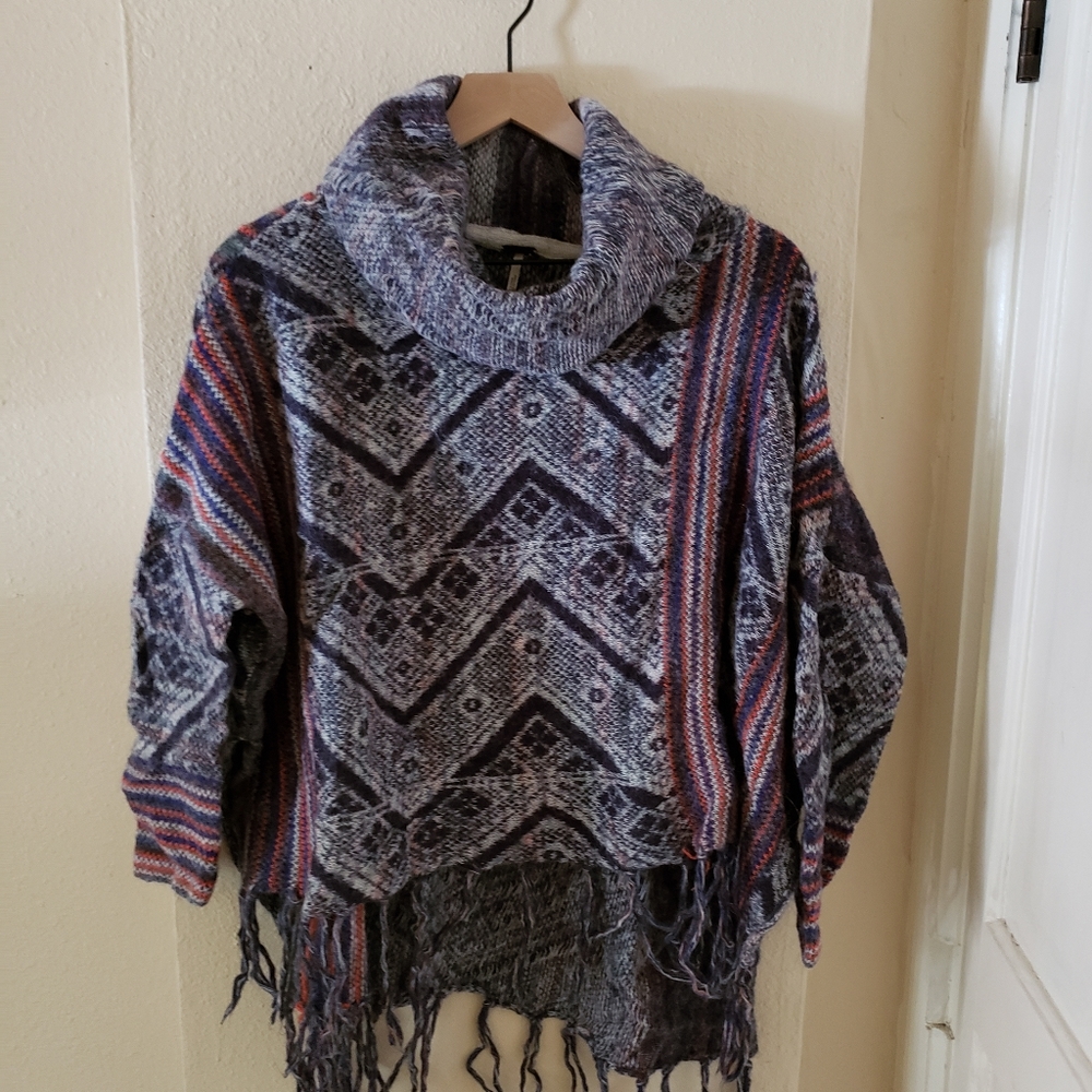 Free People Poncho Sweater XS